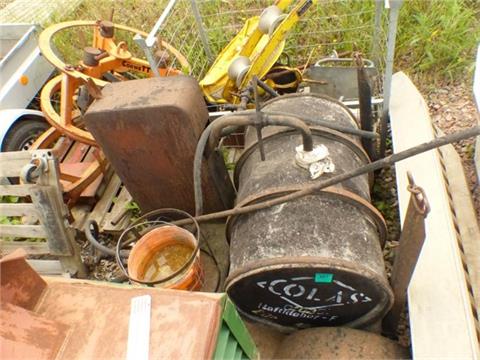 Spritzmaus, Schachtheber, Gitterbox mit Teilen von Kabelziehvorrichtung