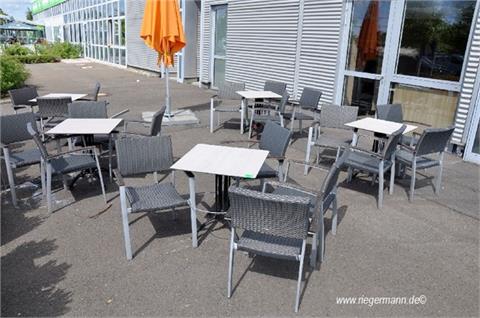 Posten Außenbestuhlung (Tische) - Standort: St. Wendel, Dortmunderstr. 1-3