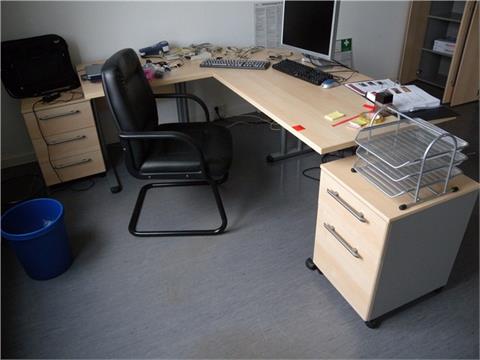 Schreibtischwinkelkombination